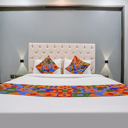 Fabhotel Grand Inn II Navi Mumbai Exteriör bild